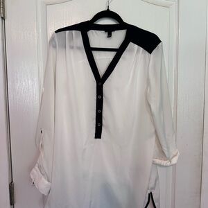 Mossimo Supply Co. Black and White Buttoned Blouse